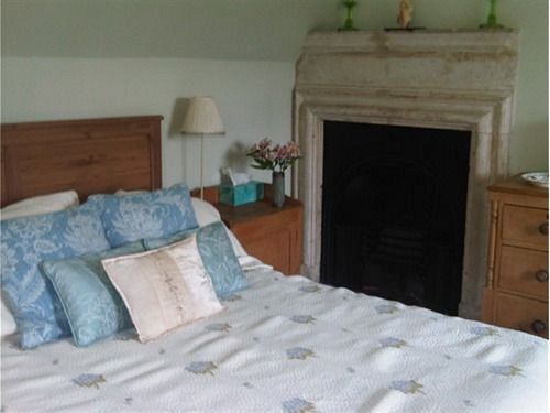 Damson Cottage B&B Lacock Exterior photo