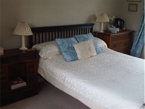 Damson Cottage B&B Lacock Exterior photo